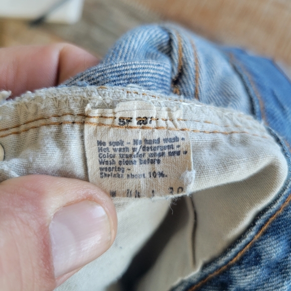 Vintage Levis 501 Blue Button Fly Jeans USA Made 32x32 Distressed Redline - Picture 10 of 11